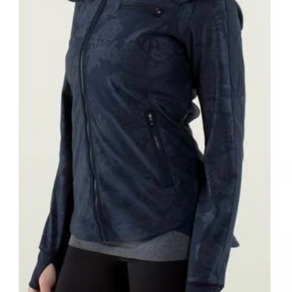 Lululemon Navy Blue Jacket size 12 - Picture 10 of 10